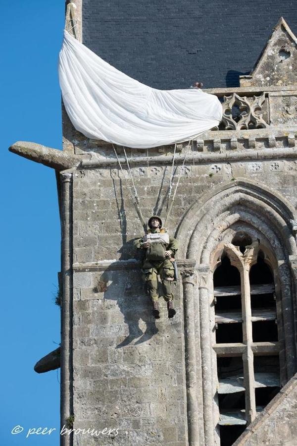 Gite De La Place De L'Eglise แซ็ง-แม-เอกลิซ ภายนอก รูปภาพ